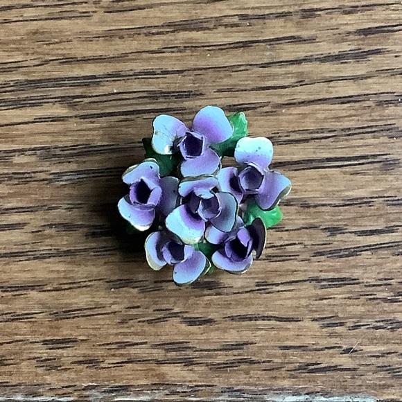 Vintage Brooch - Picture 1 of 2